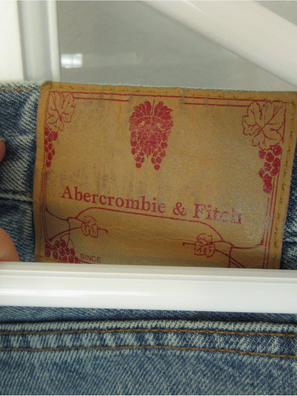 Abercrombie & Fitch size 6 Light Blue Denim Jeans - Picture 5 of 6